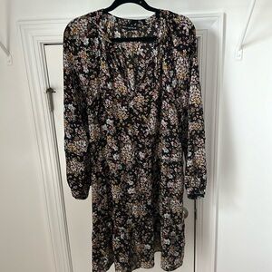 Black floral dress. Size L. Perfect with boots or heels for every occasion.